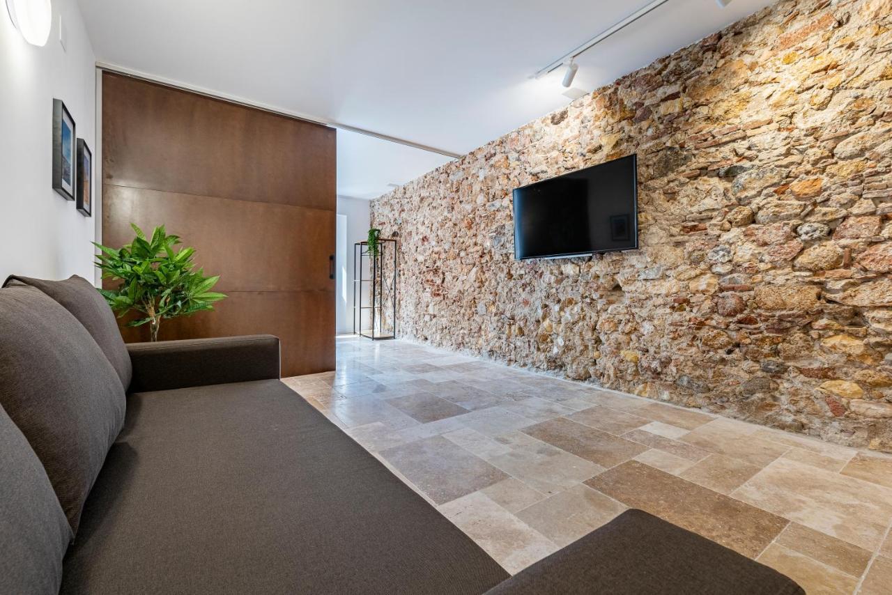 Stone Wall Apartment En Barri Port Maritim Tarragona Exterior photo